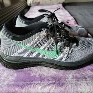 Nike flyknit lunar 1+
